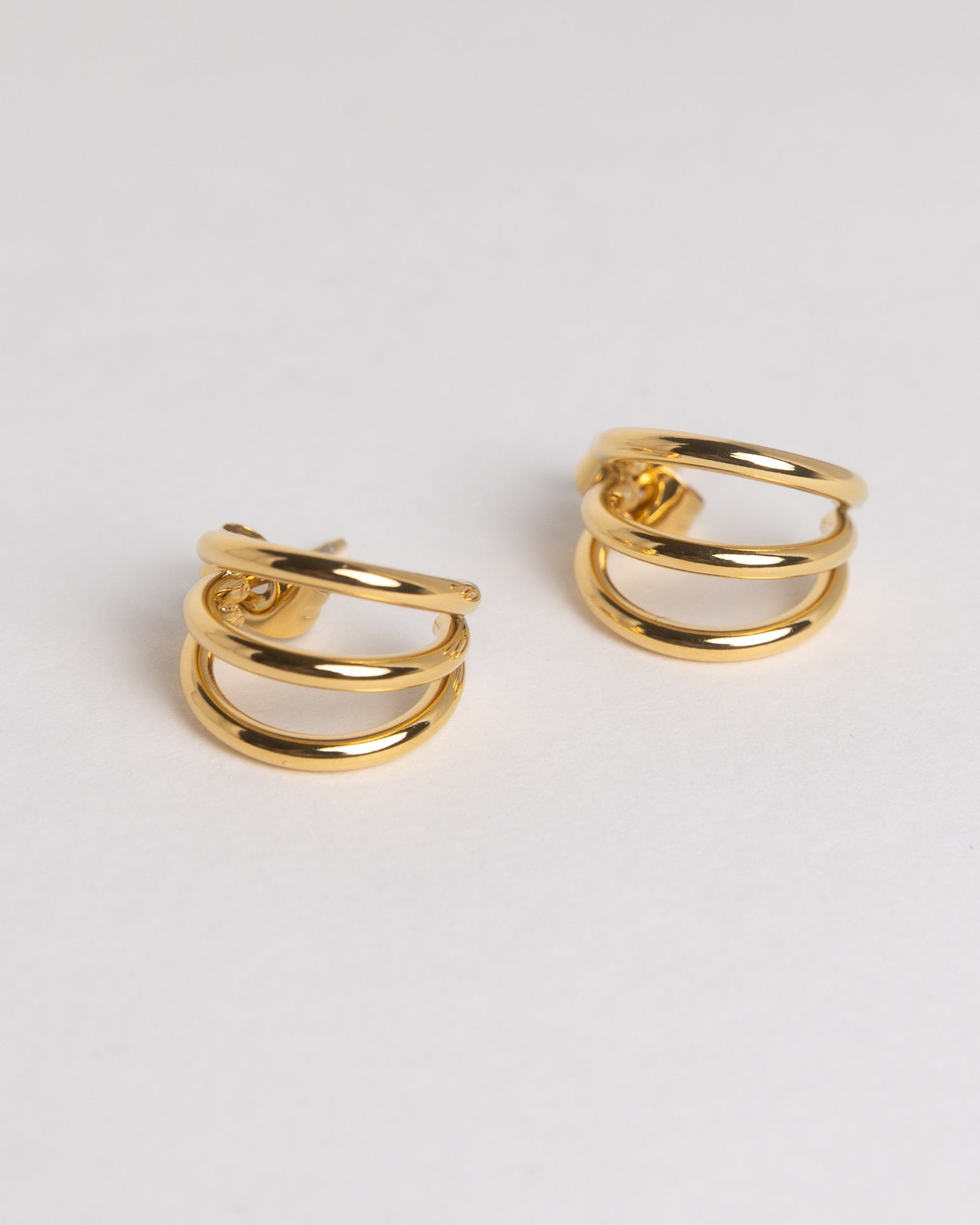 TRIPLE LINE EARRINGS