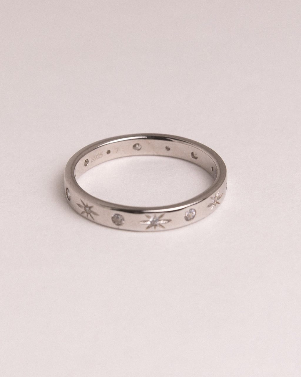 GALAXY KNUCKLE RING