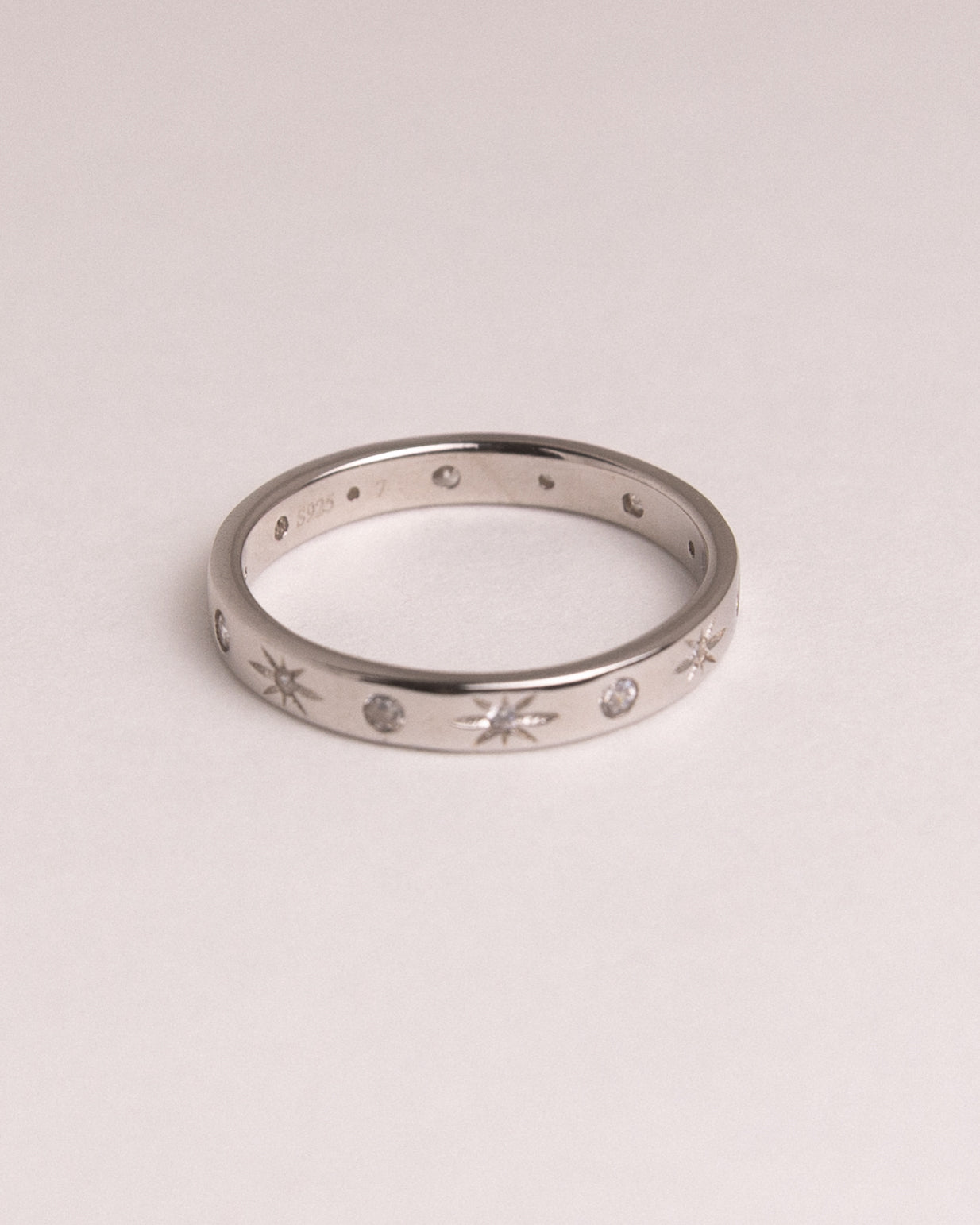 GALAXY KNUCKLE RING